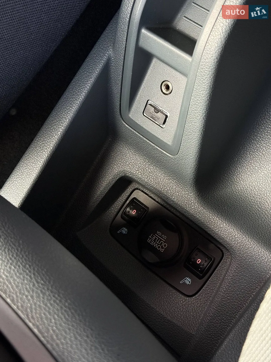 2011 Ford C-MAX - мініатюра 28