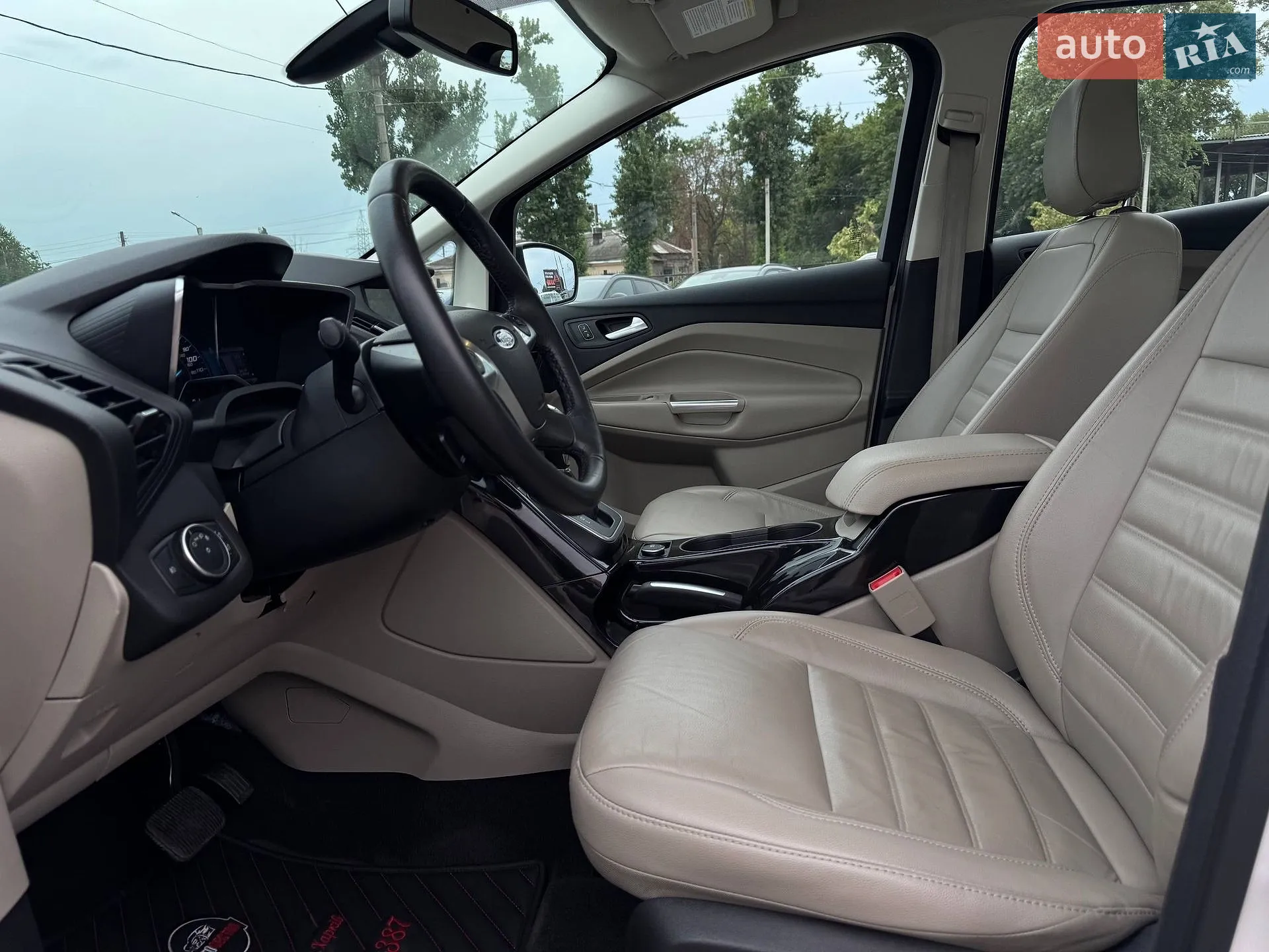 2017 Ford C-MAX - мініатюра 13