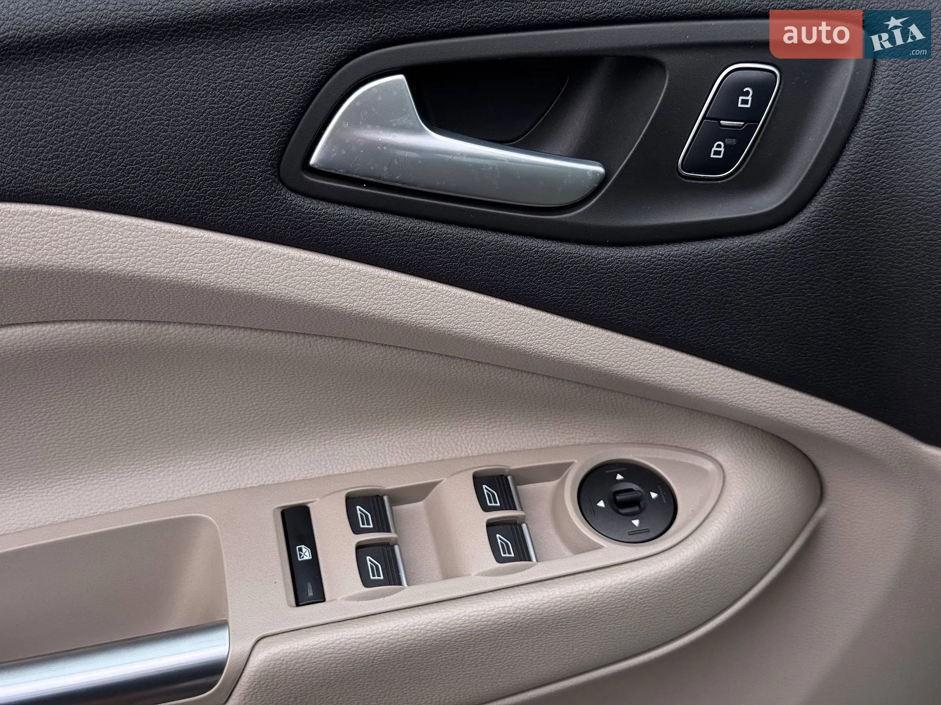 2017 Ford C-MAX - мініатюра 15