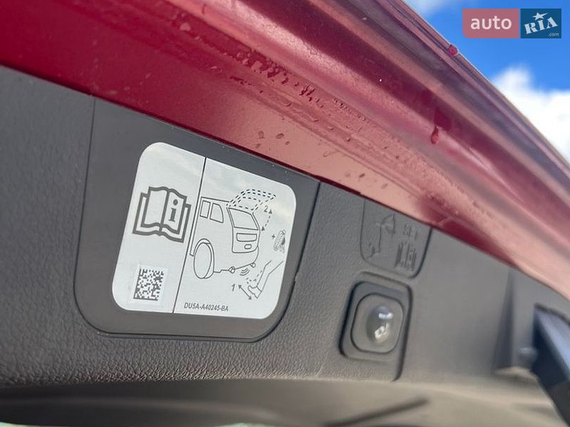 Мінівен Ford C-Max 2016 в Києві