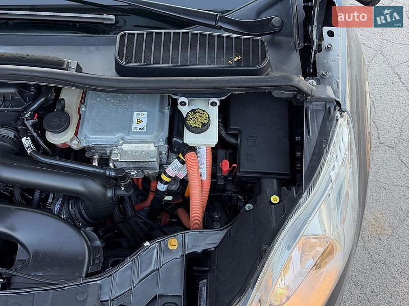 Минивэн Ford C-Max 2016 в Виннице
