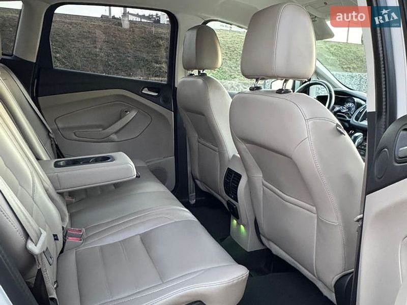 Минивэн Ford C-Max 2017 в Ирпене