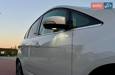 Минивэн Ford C-Max 2017 в Ирпене