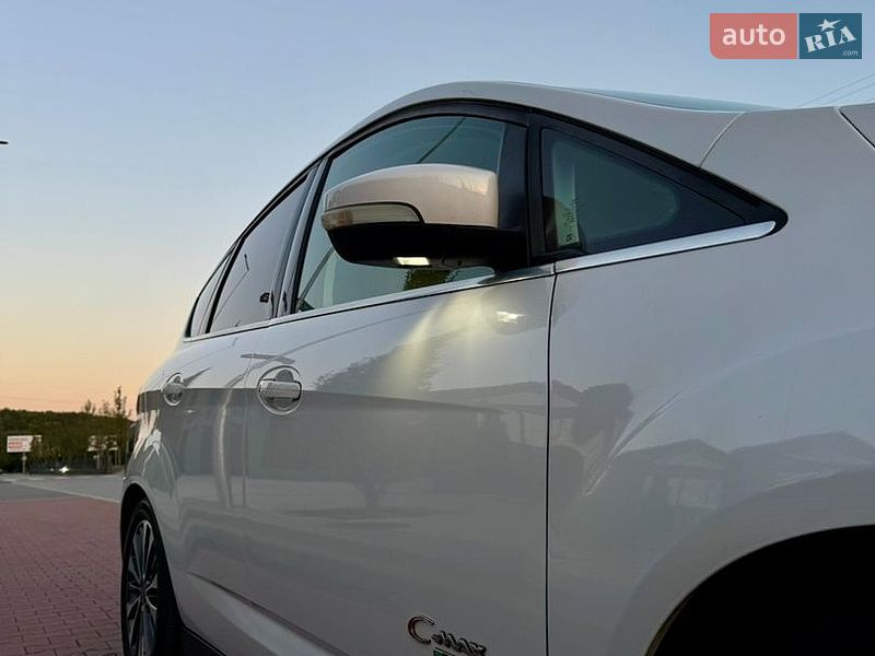 Минивэн Ford C-Max 2017 в Ирпене