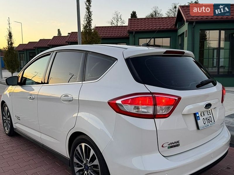Минивэн Ford C-Max 2017 в Ирпене