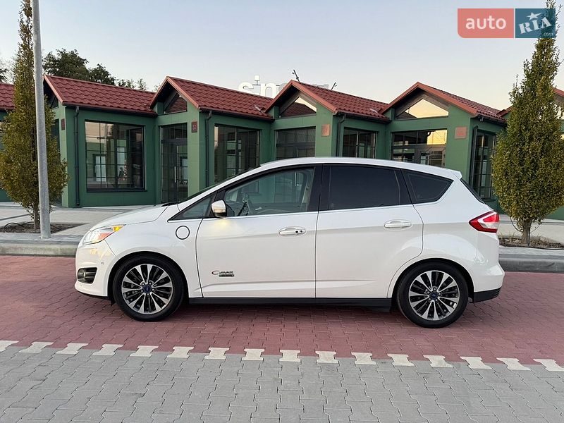 Минивэн Ford C-Max 2017 в Ирпене