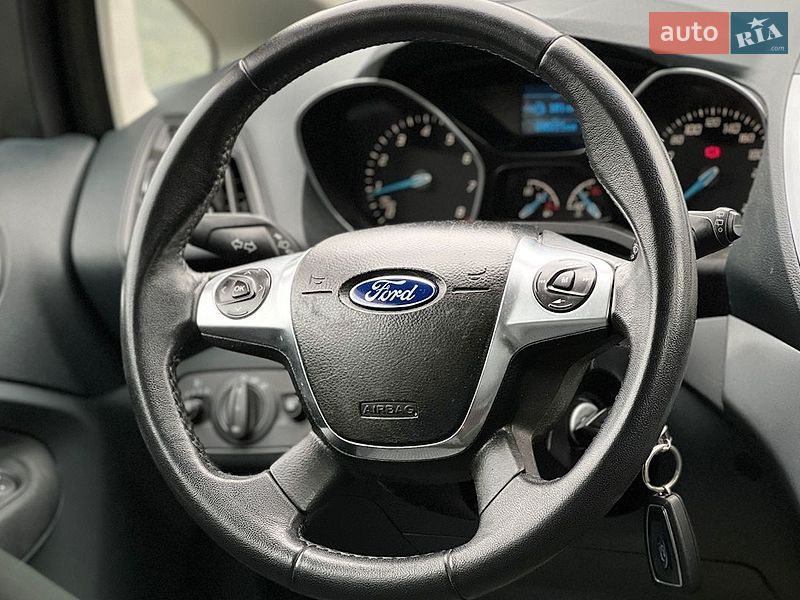 Минивэн Ford C-Max 2013 в Львове