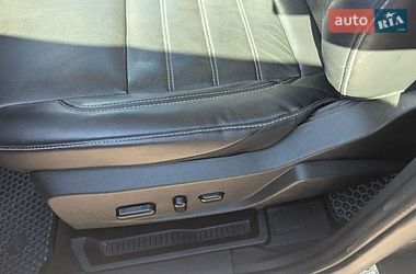 Минивэн Ford C-Max 2017 в Ровно