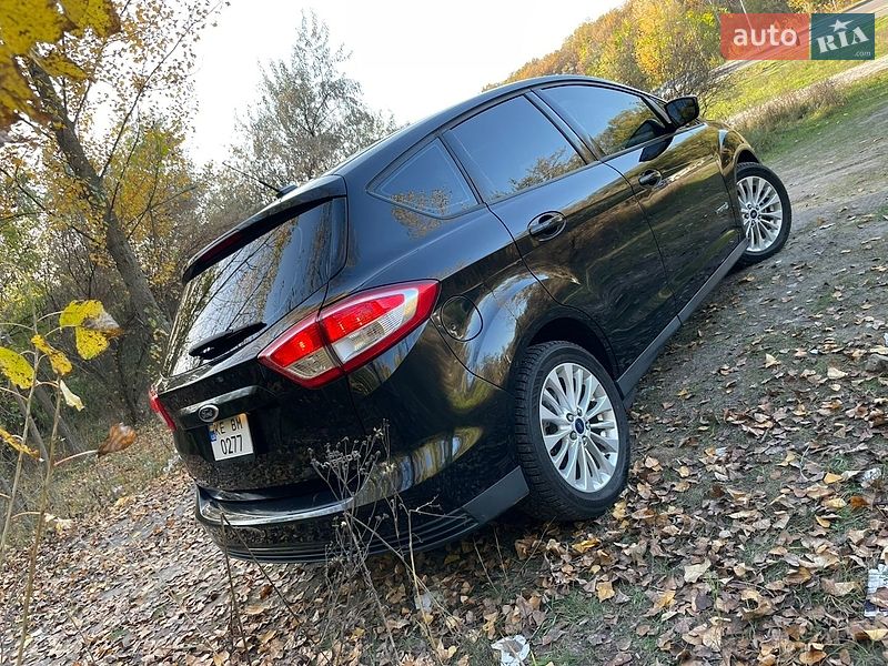 Минивэн Ford C-Max 2017 в Днепре
