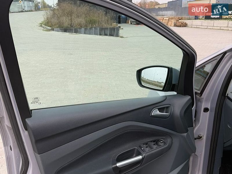 Минивэн Ford C-Max 2012 в Тернополе фото 28 Минивэн Ford C-Max 2012 в Тернополе