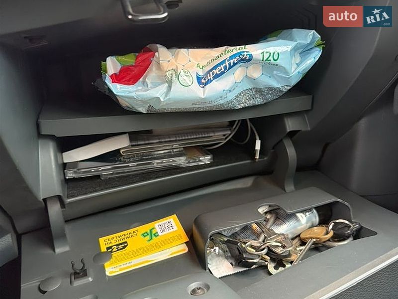 Минивэн Ford C-Max 2012 в Тернополе фото 44 Минивэн Ford C-Max 2012 в Тернополе