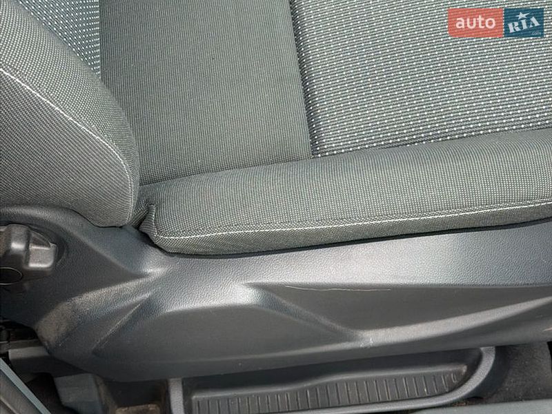Минивэн Ford C-Max 2012 в Тернополе фото 61 Минивэн Ford C-Max 2012 в Тернополе