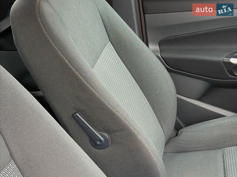 Минивэн Ford C-Max 2012 в Тернополе фото 62 Минивэн Ford C-Max 2012 в Тернополе