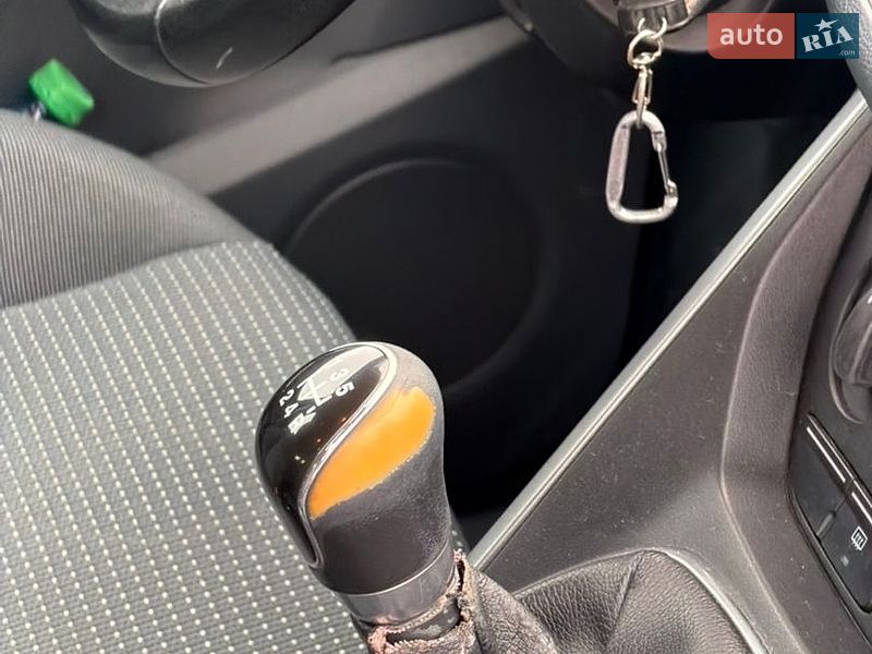 Минивэн Ford C-Max 2012 в Тернополе фото 63 Минивэн Ford C-Max 2012 в Тернополе