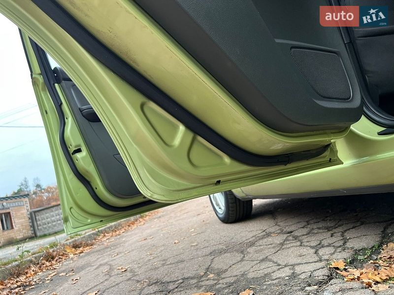 Мінівен Ford C-Max 2005 в Житомирі