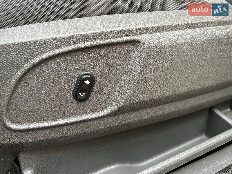 Мінівен Ford C-Max 2005 в Житомирі
