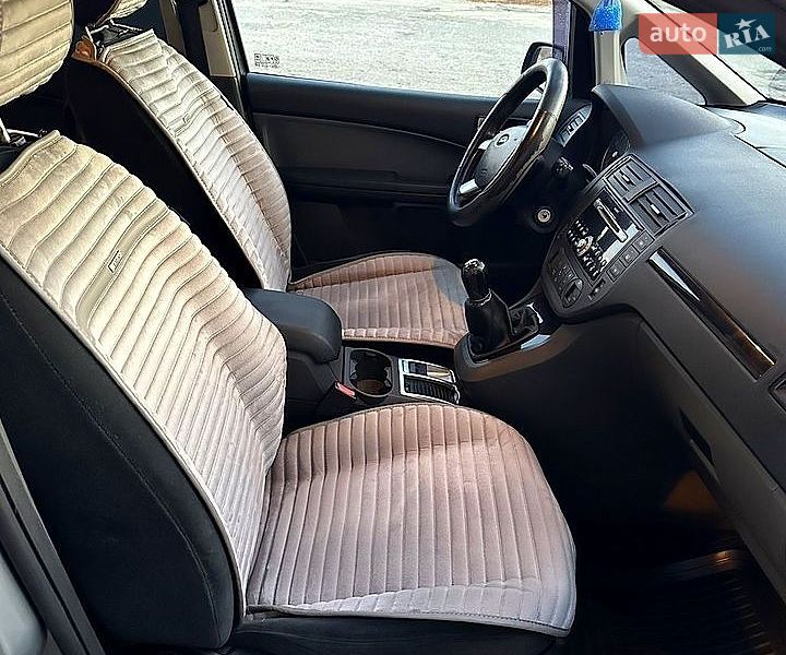 Минивэн Ford C-Max 2004 в Новой Водолаге