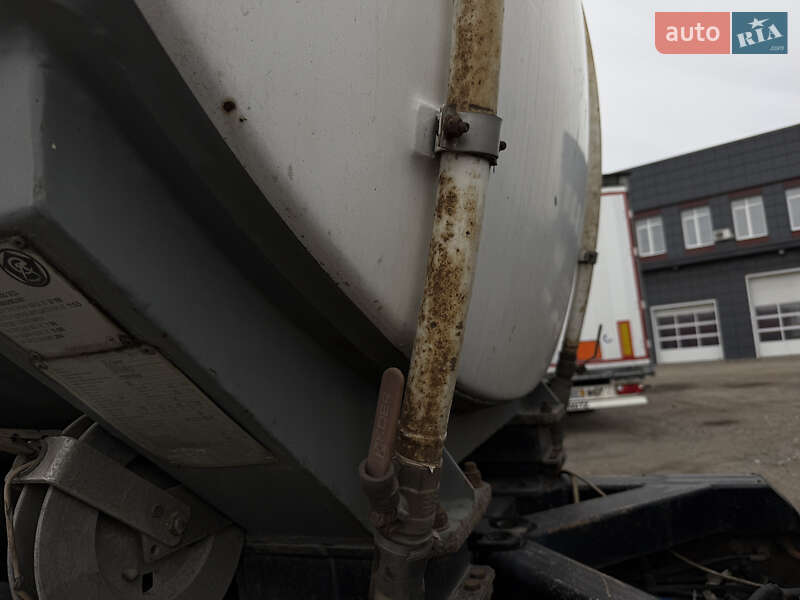 Бензовоз Ford Cargo 2014 в Киеве