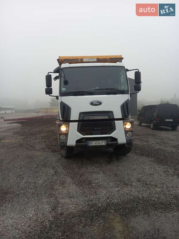 Самоскид Ford Cargo 2016 в Львові