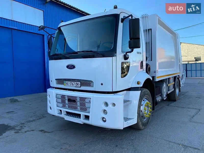 Ford Cargo 2012