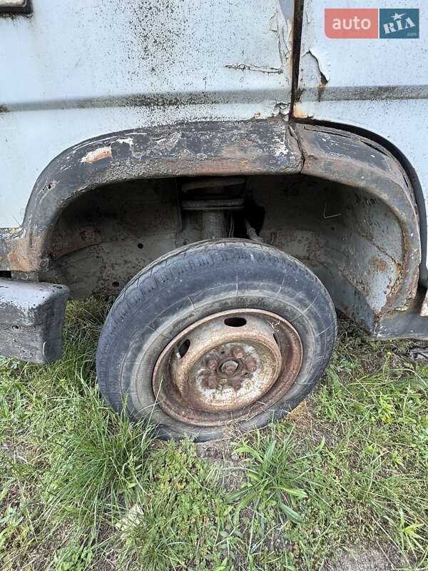 Мікроавтобус Ford Club Wagon 1979 в Славуті