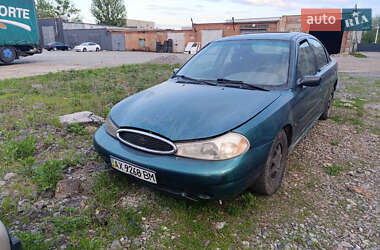 Седан Ford Contour 1997 в Виннице