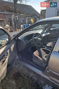Седан Ford Contour 1996 в 