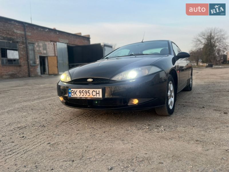 Купе Ford Cougar 1999 в Дубні