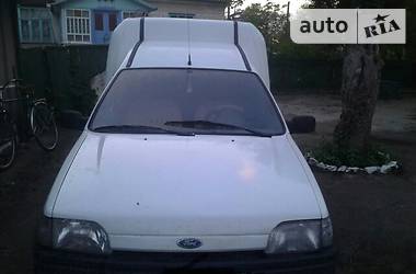 Грузопассажирский фургон Ford Courier 1994 в Кременце