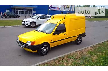 Грузопассажирский фургон Ford Courier 1995 в Харькове