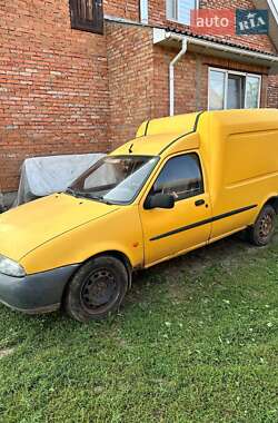 Грузовой фургон Ford Courier 1996 в 