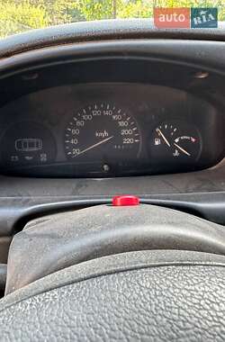 Грузовой фургон Ford Courier 1996 в 