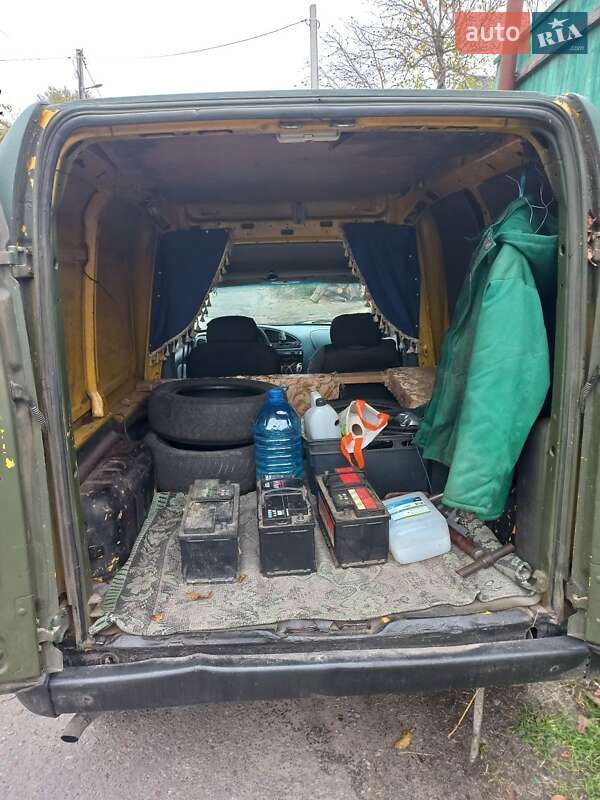 Вантажний фургон Ford Courier 1996 в Києві