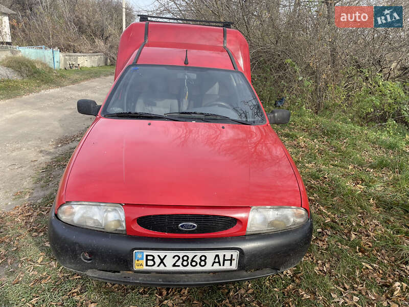 Минивэн Ford Courier 1999 в Городке