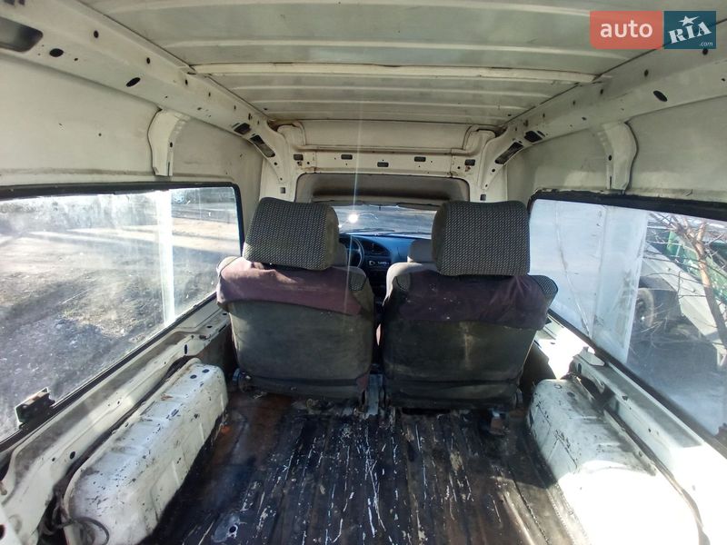 Минивэн Ford Courier 1998 в Пулинах