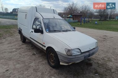 Мінівен Ford Courier 1995 в Ромнах
