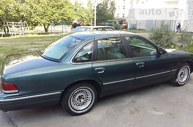 Седан Ford Crown Victoria 1995 в Кременчуці