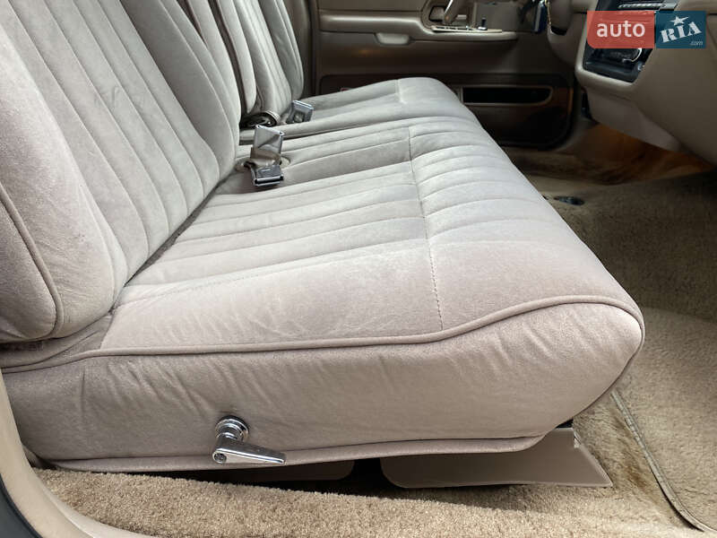 Седан Ford Crown Victoria 1994 в Киеве