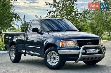 Борт Ford E-150 2004 в 