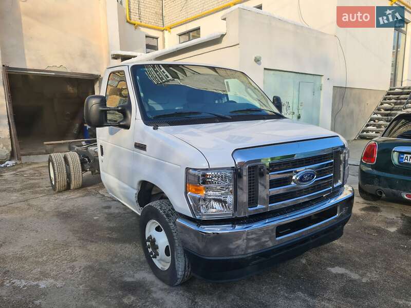 Шасси Ford E-350 2020 в Житомире