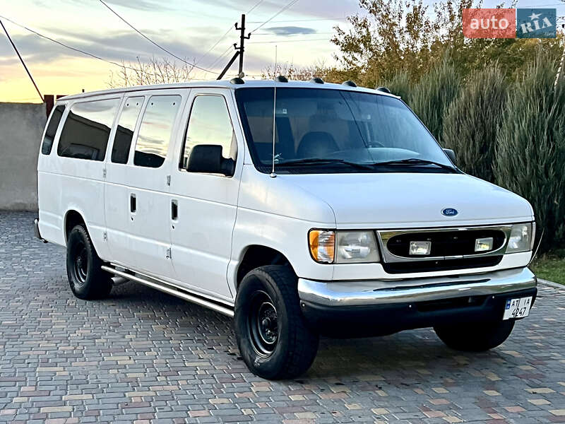 Мінівен Ford E-350 1997 в Овідіополі