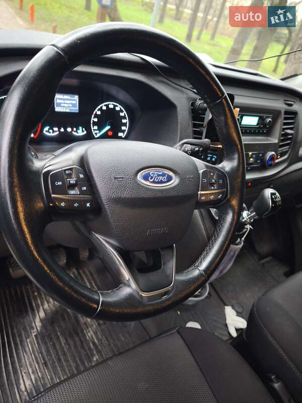 Минивэн Ford E-Transit Custom 2023 в Киеве фото 44 Минивэн Ford E-Transit Custom 2023 в Киеве