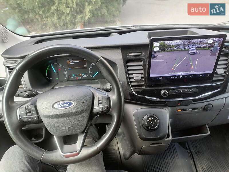 Грузовой фургон Ford E-Transit 2022 в Киеве