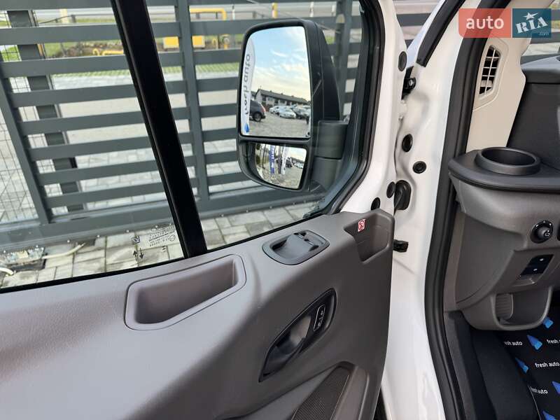 Грузовой фургон Ford E-Transit 2023 в Ровно фото 22 Грузовой фургон Ford E-Transit 2023 в Ровно