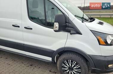 Грузовой фургон Ford E-Transit 2022 в Пирятине
