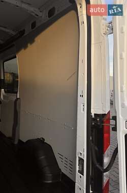 Вантажний фургон Ford E-Transit 2023 в Луцьку
