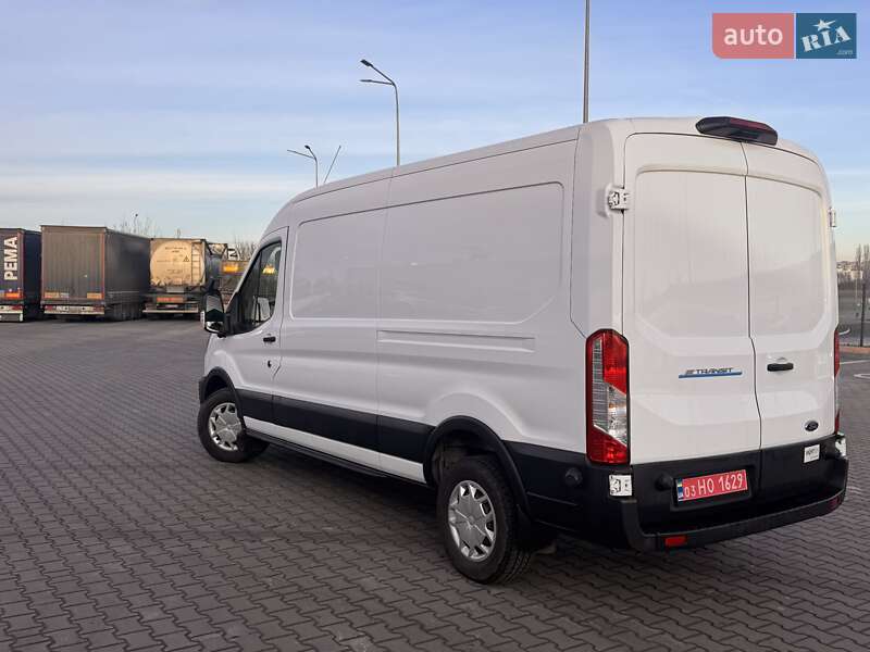 Грузовой фургон Ford E-Transit 2023 в Луцке