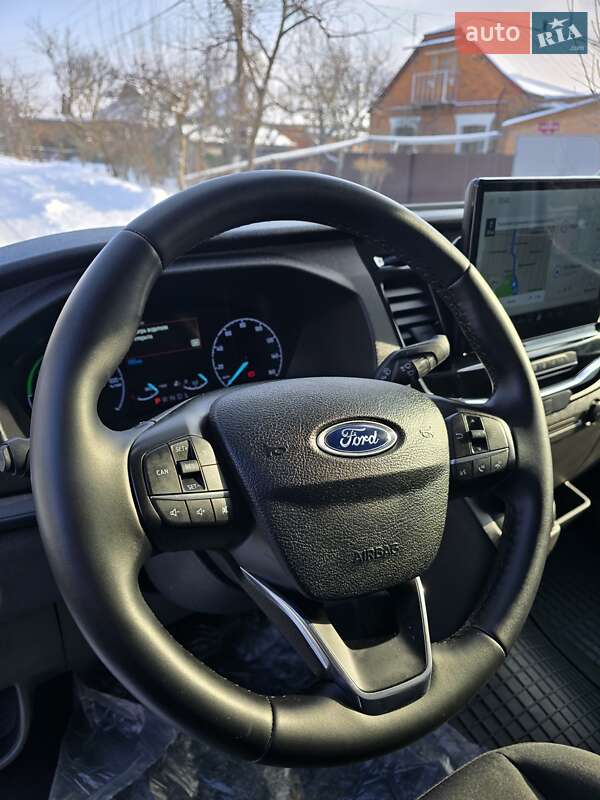 Грузовой фургон Ford E-Transit 2023 в Виннице