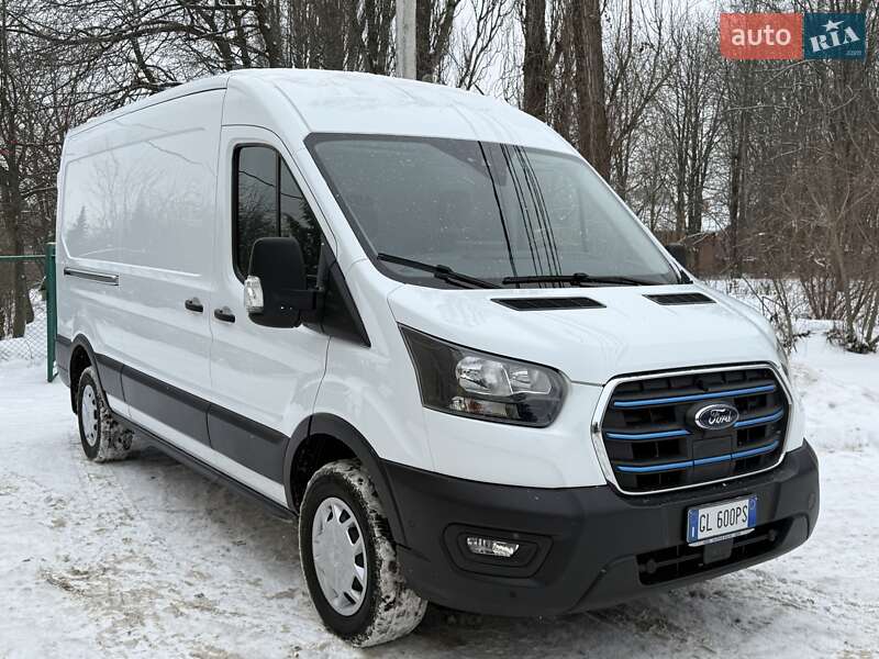 Грузовой фургон Ford E-Transit 2022 в Виннице