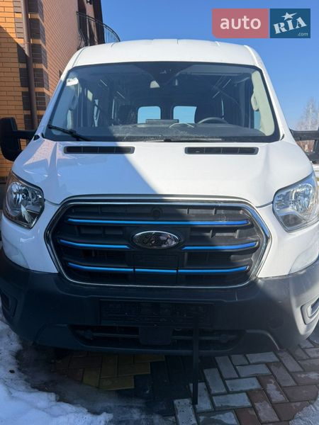 Грузовой фургон Ford E-Transit 2022 в Олевске
